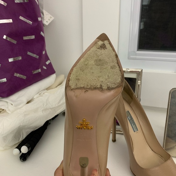 Prada heels - Picture 4 of 6